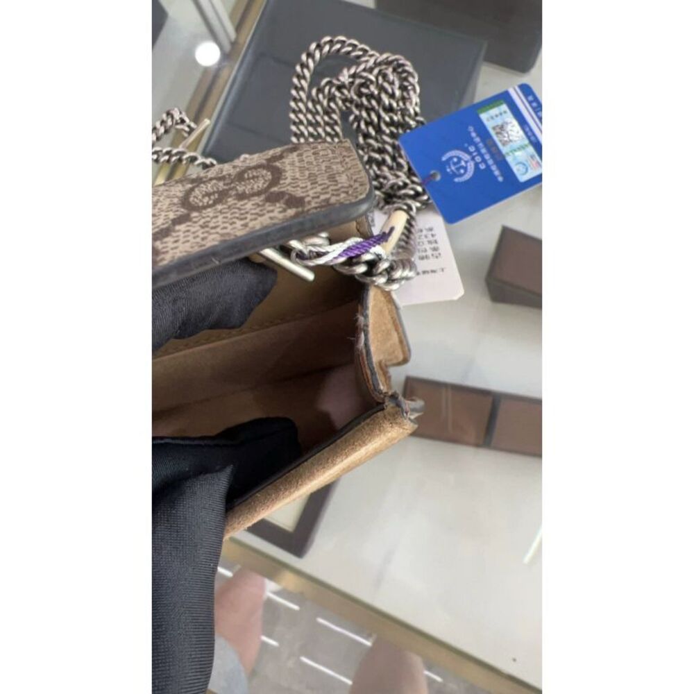 Gucci Women Pre-Loved Bag Very Good Condition